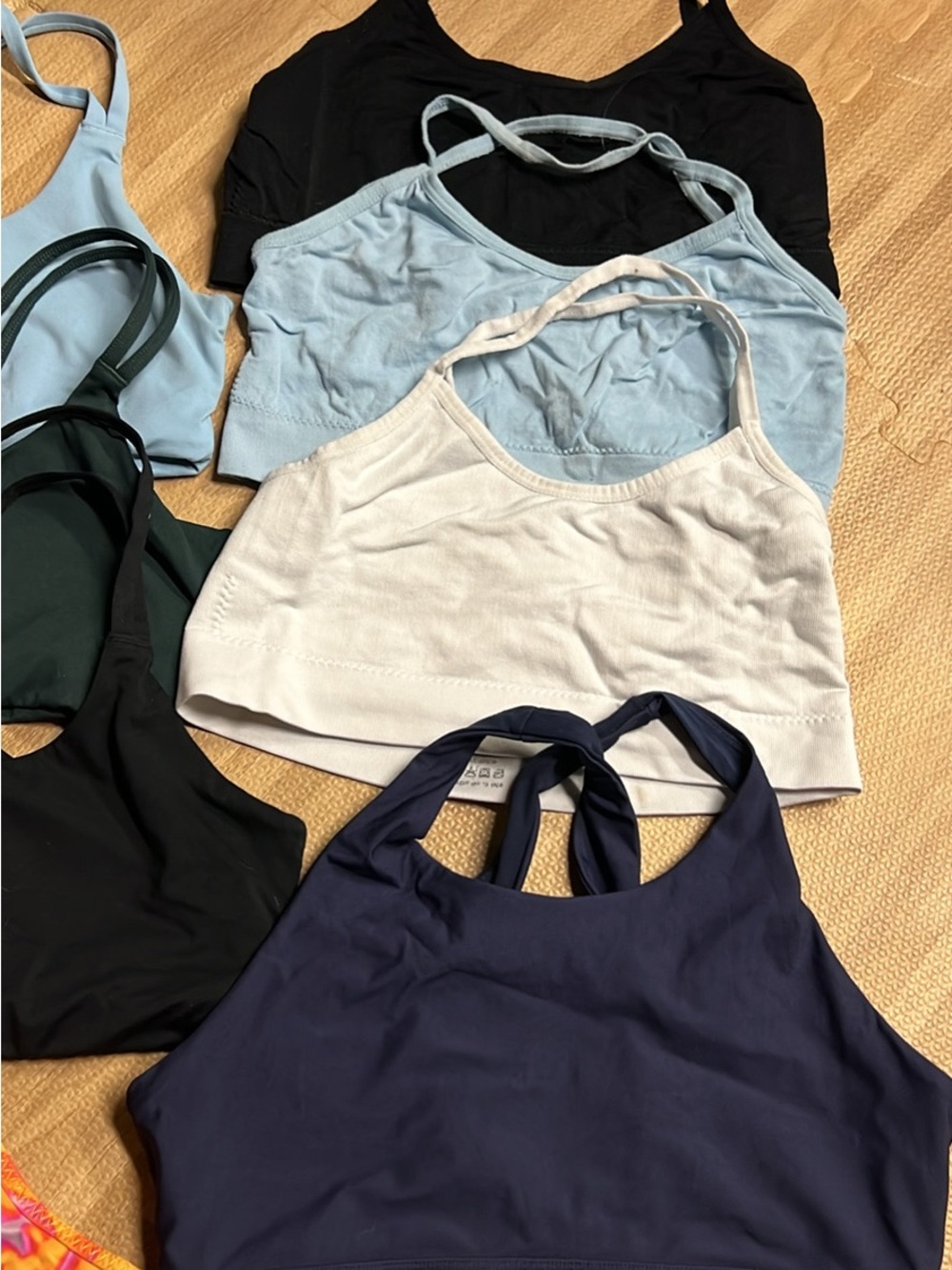 Sports Bra Bundle Medium - Picture 4 of 4